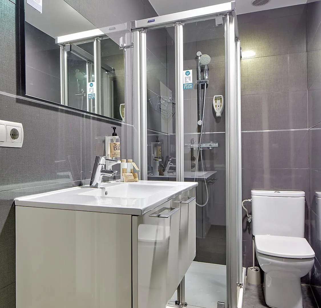 Apartment The Rentals Collection - Gros Arena I San Sebastian